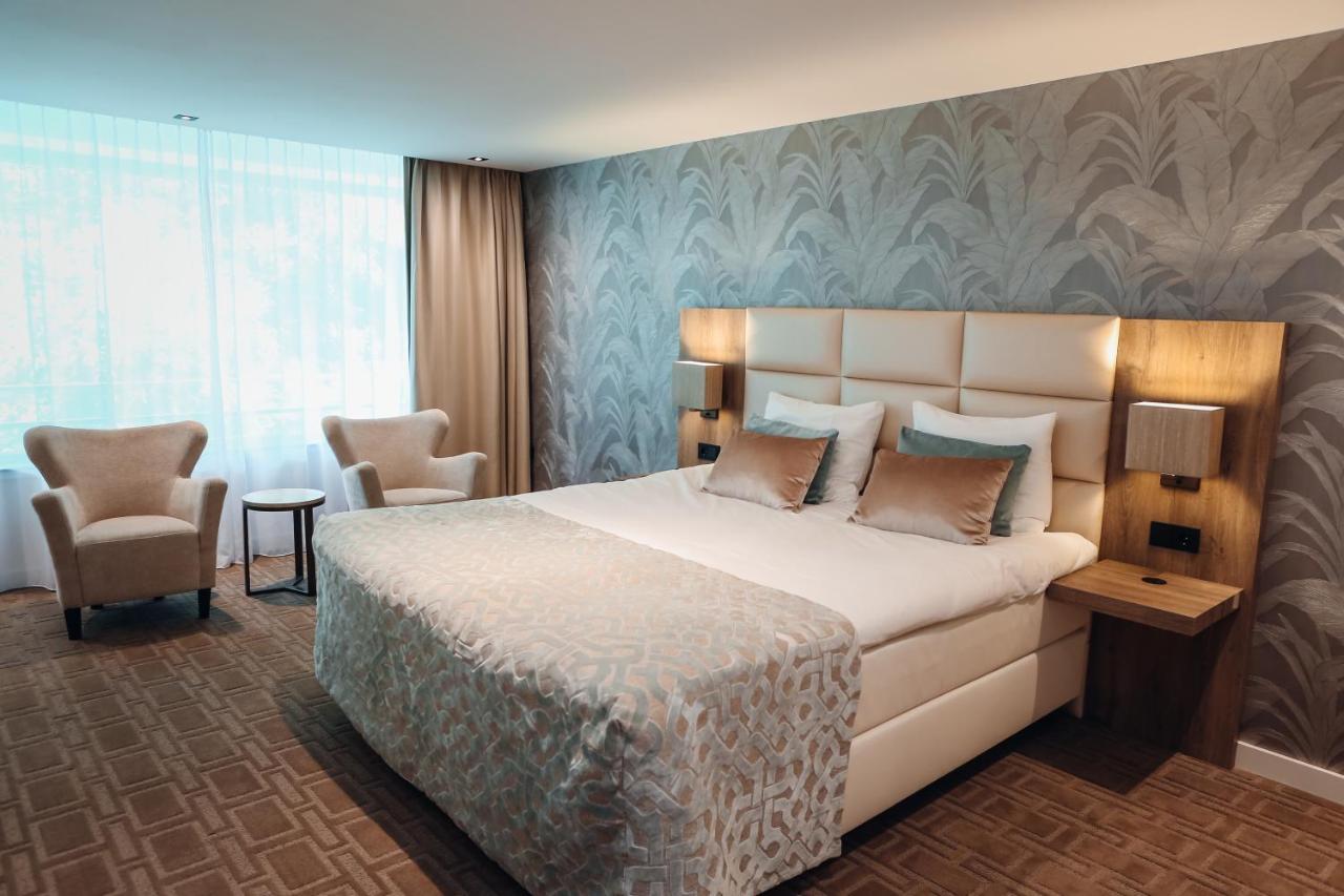 Hotel Van Der Valk Spier Dwingeloo Екстер'єр фото