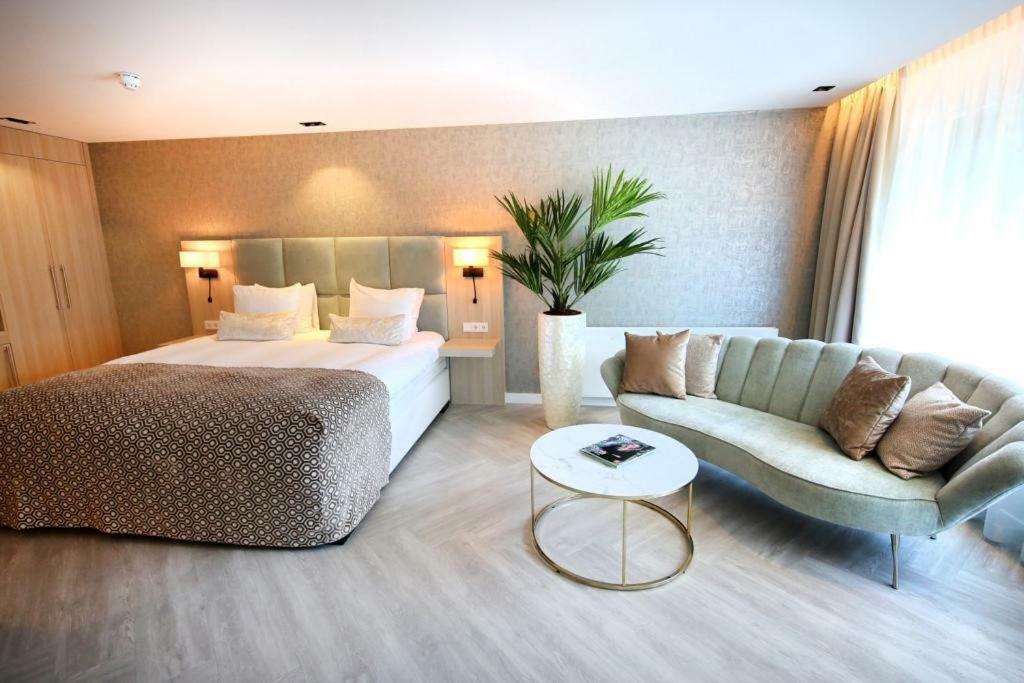 Hotel Van Der Valk Spier Dwingeloo Екстер'єр фото